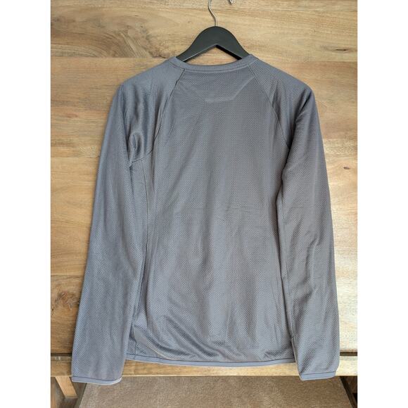 Mountain Hardwear T-Shirt Women Small Charcoal Airmesh Long Sleeve Crew Neck NWT - Picture 2 of 4